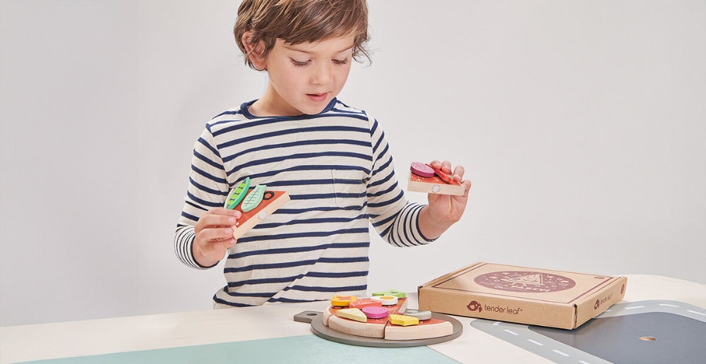 10 Delicious Play Food Sets That Make Perfect Gifts