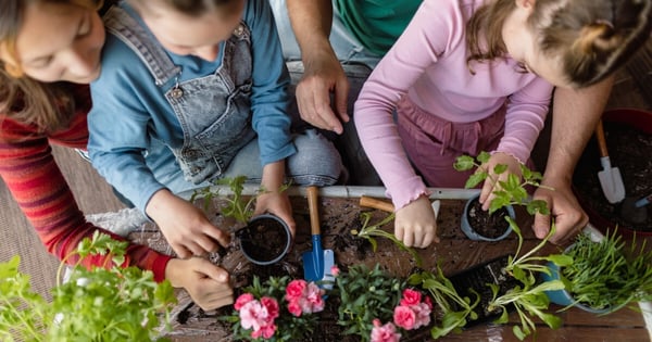 Easy Ways to Get Little Green Fingers Involved in Gardening