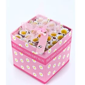 Make A Silk Daisy Chain image 1