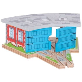 Train Triple Engine Shed image 1