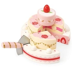 Strawberry Wedding Cake image 1