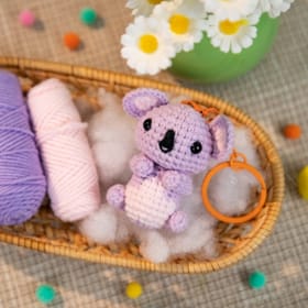 Cuddling Koala Crochet image 1