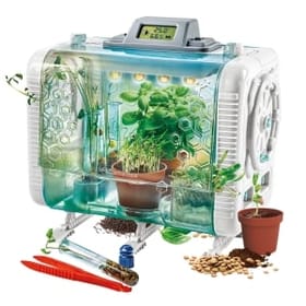 Smart-Tech Greenhouse