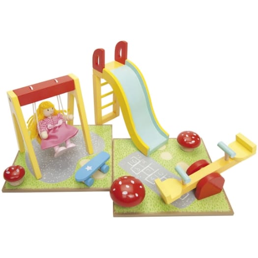 Dolls Outdoor Playset (Le Toy Van ME076)
