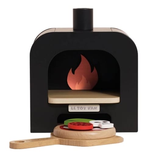 Pizza Oven & Pizza