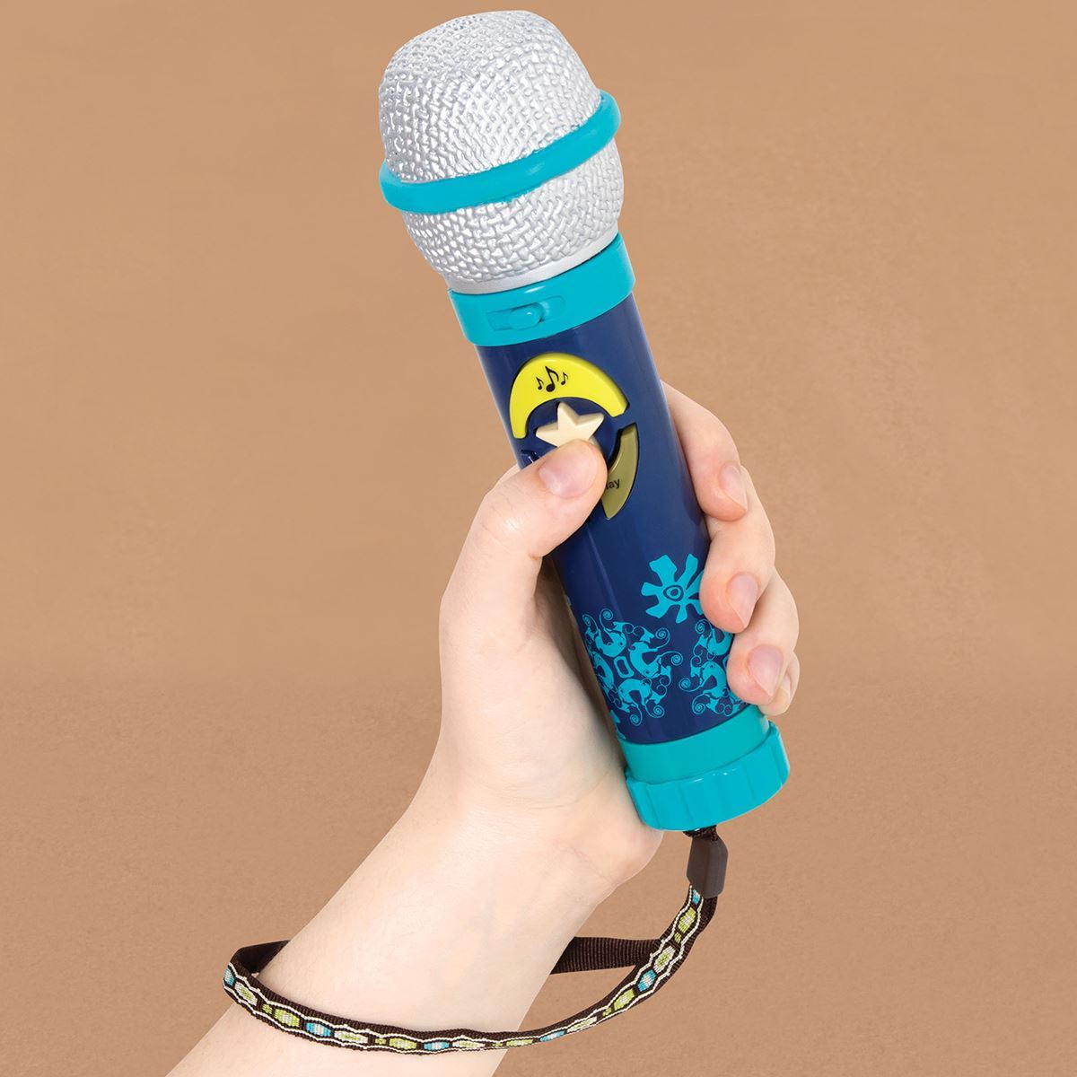 B. Toys Toy Karaoke Microphone - Okideoke 