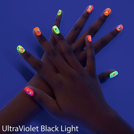 Picture of Glow in the Dark Nail Art